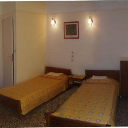 Hôtel Pagonion à Kamena Vourla Extérieur photo