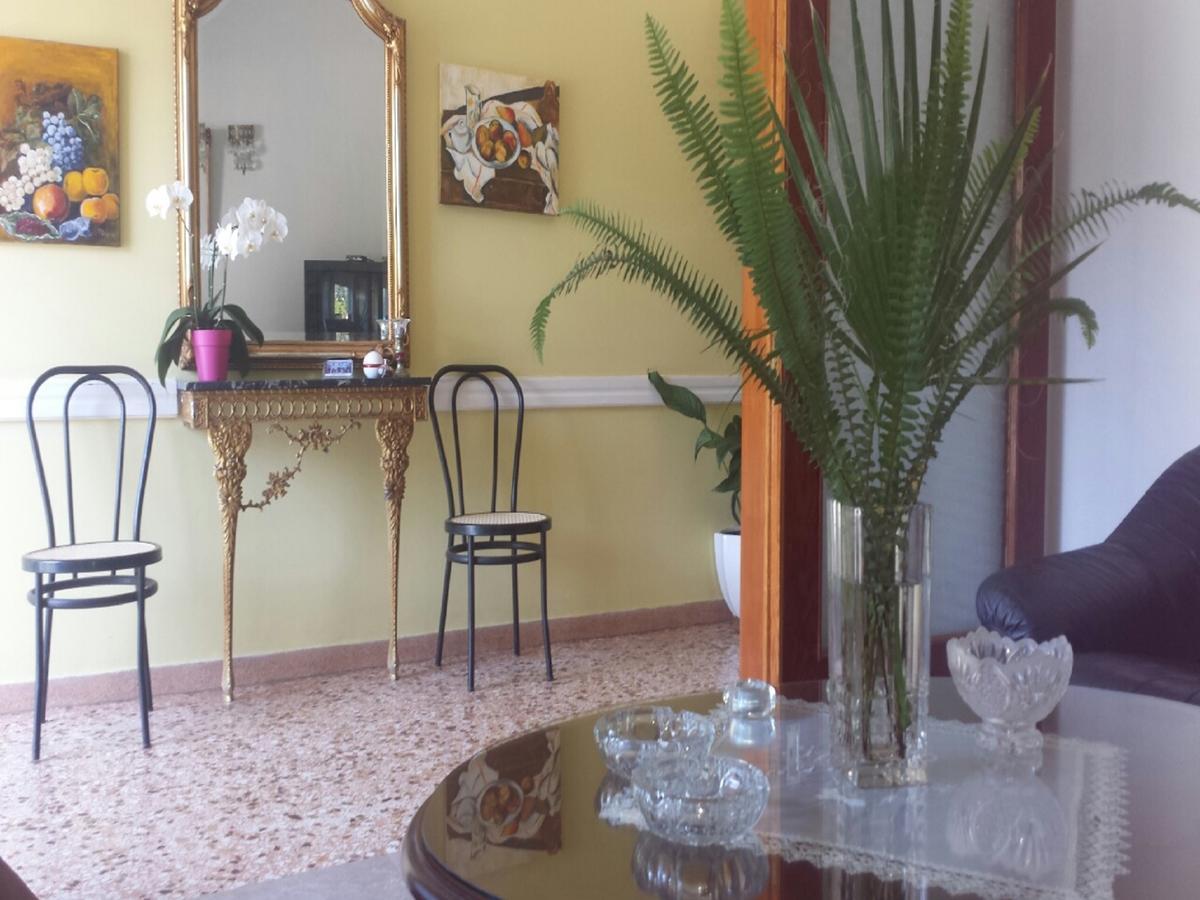 Hôtel Pagonion à Kamena Vourla Extérieur photo